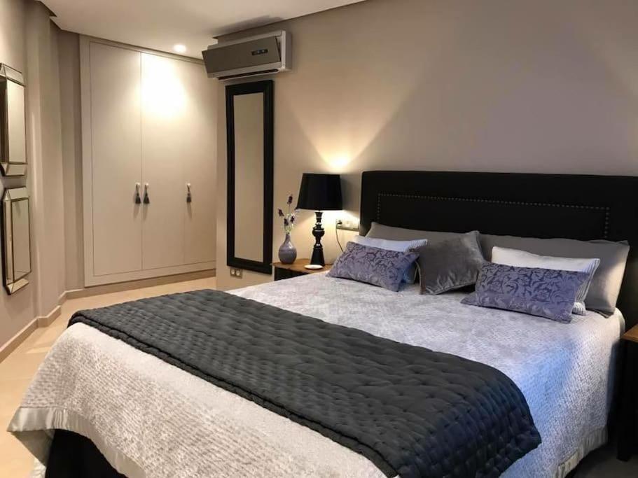 Elegante Zona Arenal Apartment Platja de Larenal